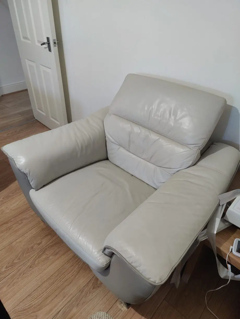 2+1 seater sofa.