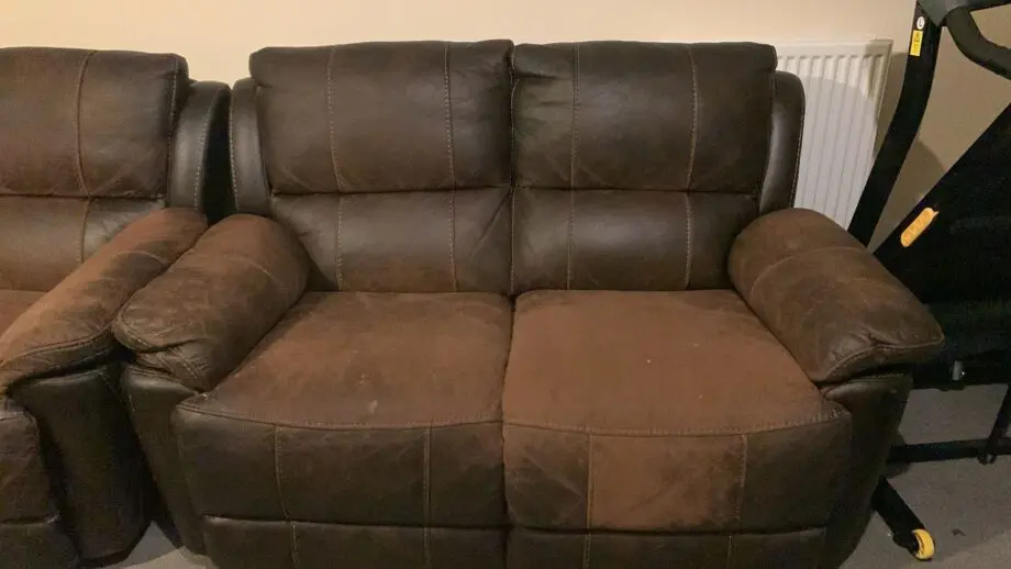 Harvey's 3+2 seater Leather recliner sofa set