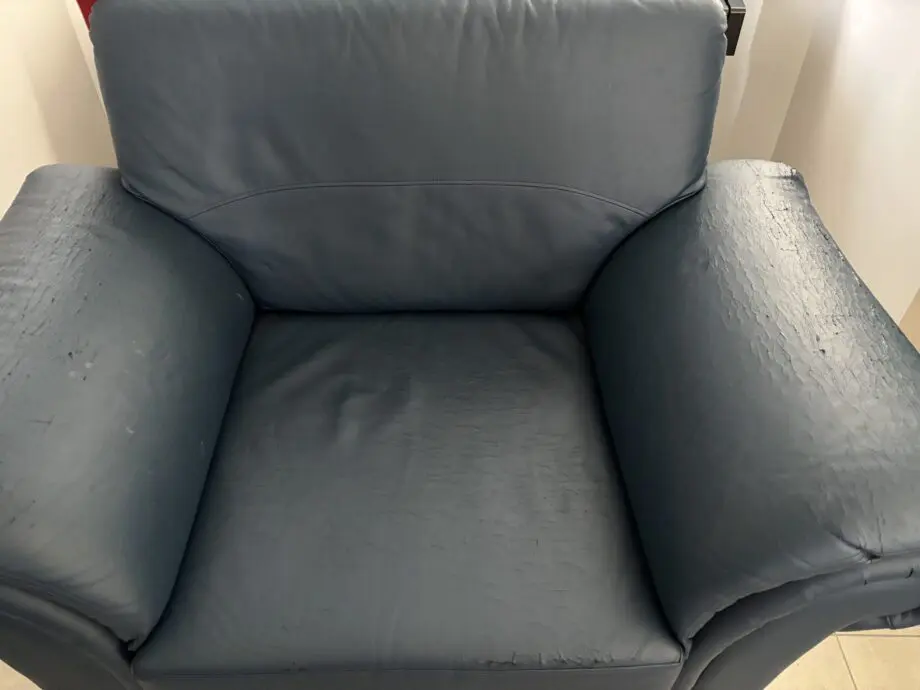 Living room Sofa