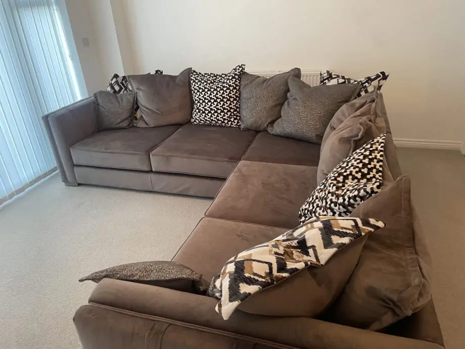Titan TITAN 2 SEATER, CORNER, 2 SEATER, PILLOW BACK TITAN FESTIVAL MOLE/BRONZE MIX PB,FT GOLD