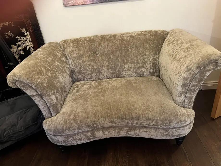 HAS TO GO TODAY AS NEW SOFA ARRIVING!!! EXCELLENT FINAL OFFER PRICE Sofa set (3 seater + 2 seater cuddler) DFS - Mink vintage style velvet