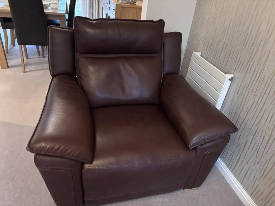 Furniture Village Utah Power Recliner 3 seat and 2 x arm chair