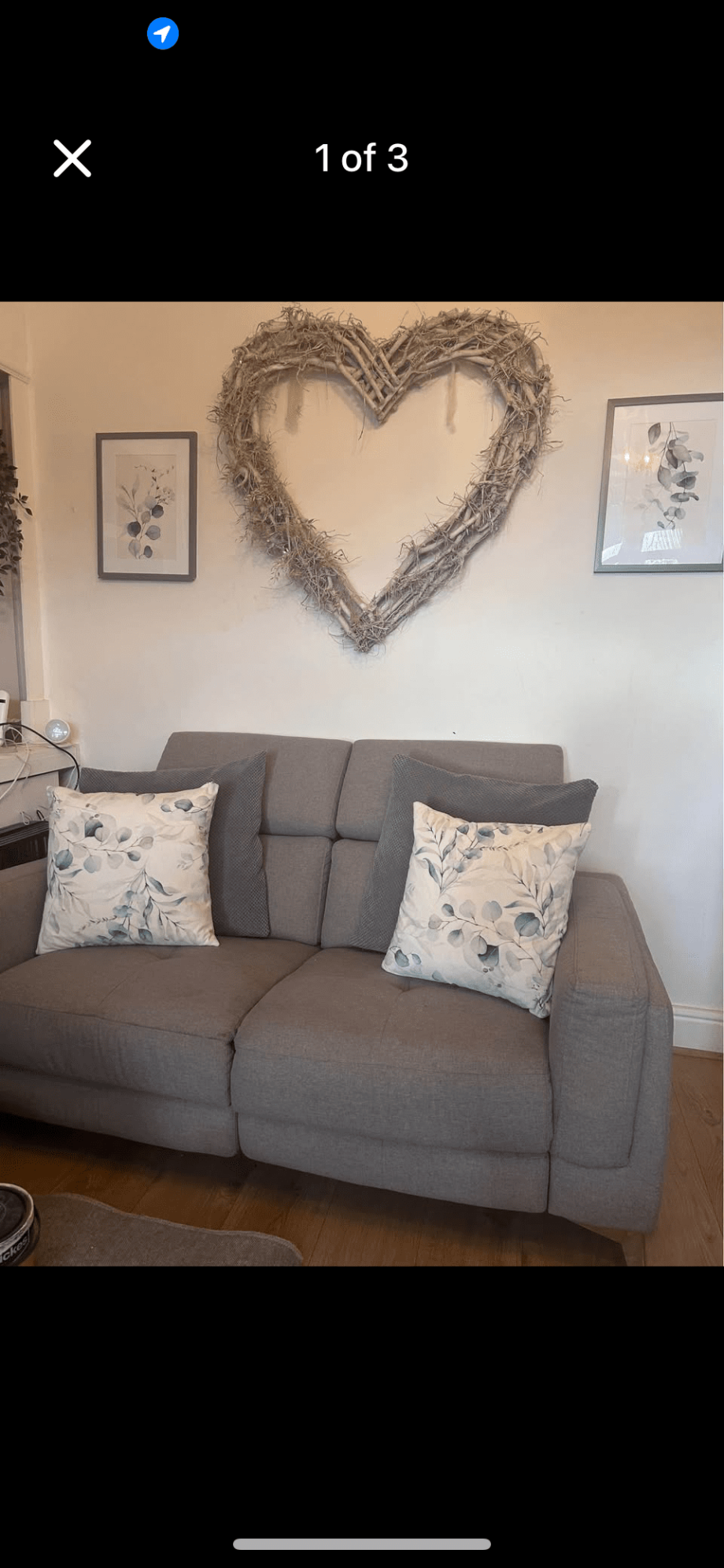 3 + 2 electric recliners from Harvey’s in grey