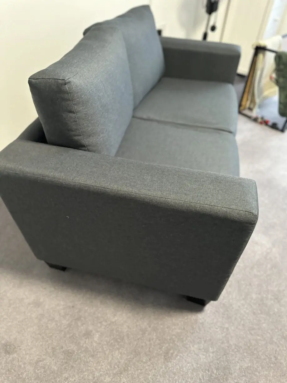 2 sofas (2 seater)
