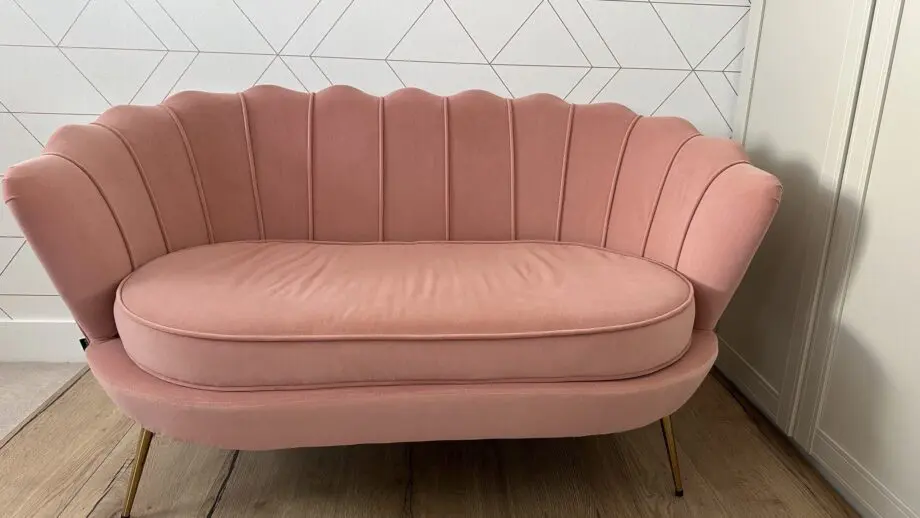 Mcguire 130.5cm Velvet Recessed Arm Loveseat Sofa, Coral Colour