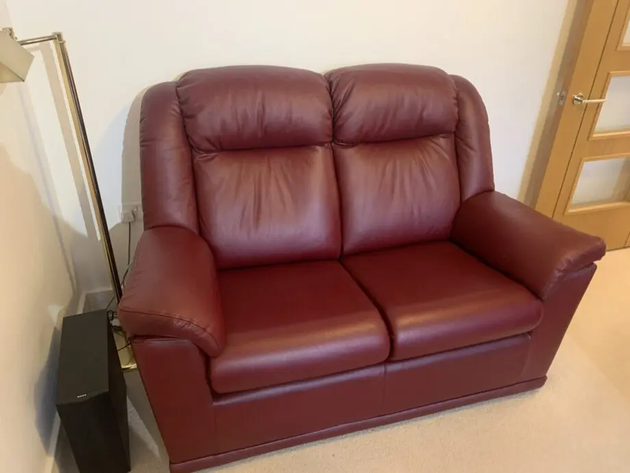 G Plan Leather sofa set - 2 seater and 2 x armchairs (1 recliner)