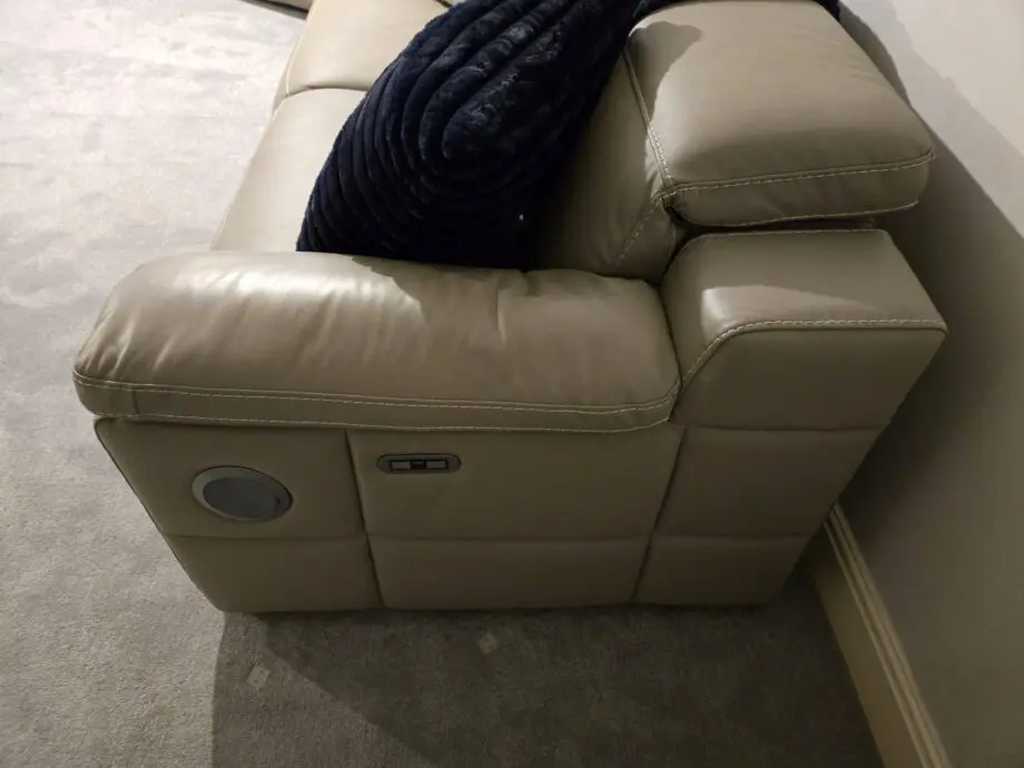 Electric recling 3 seater and arm chair