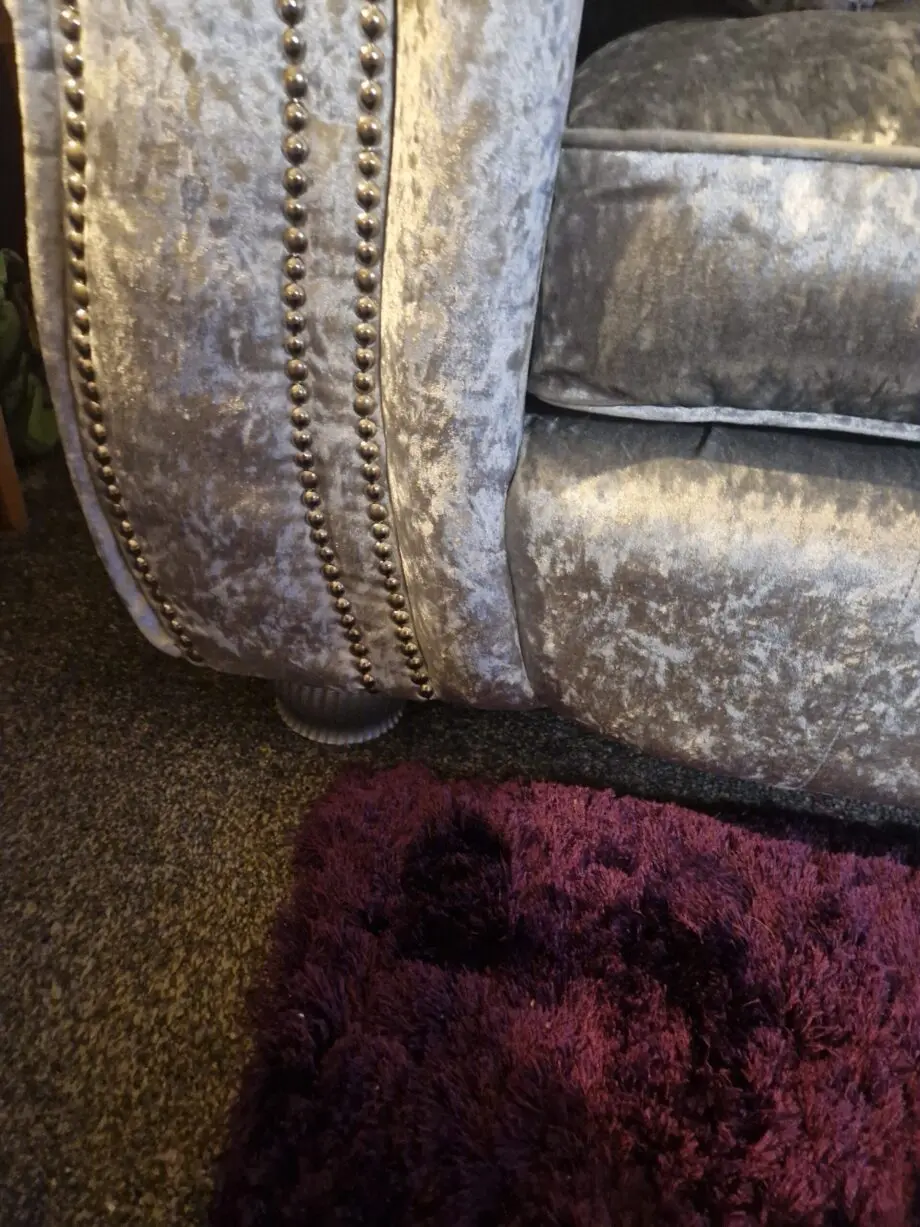 It was from scs colour silver very good condition 2 settee sofa and cuddle chair