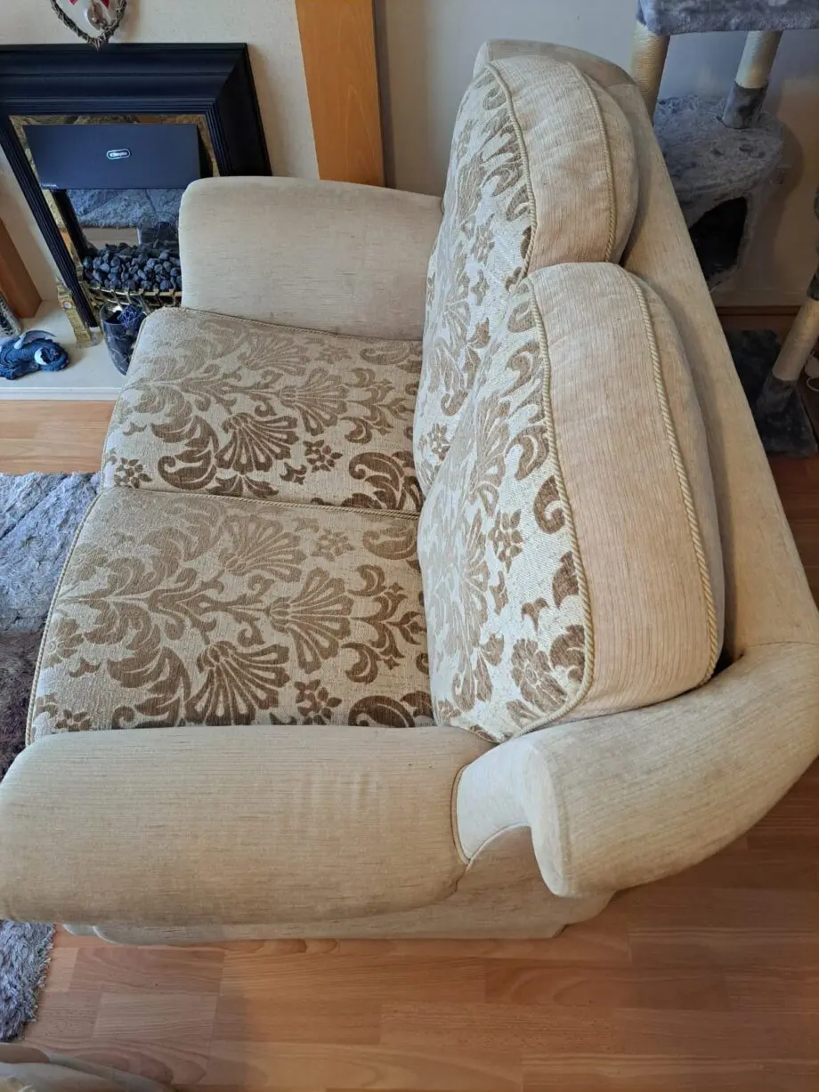 Nice two seater Sofa in good condition