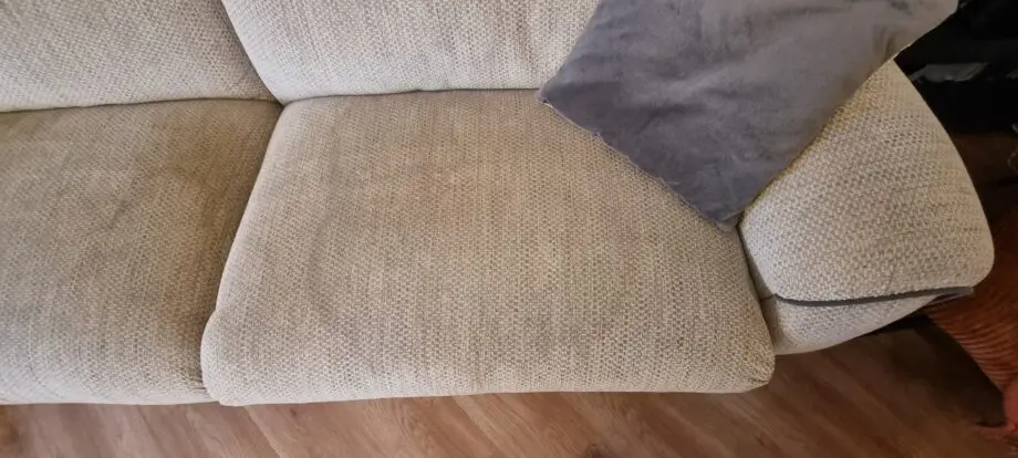 La-Z-boy Pittsburgh 3 + 2 seater sofas with original cushions included
