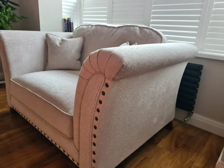 1.5 Seater Snuggler sofa - Cousins Furniture