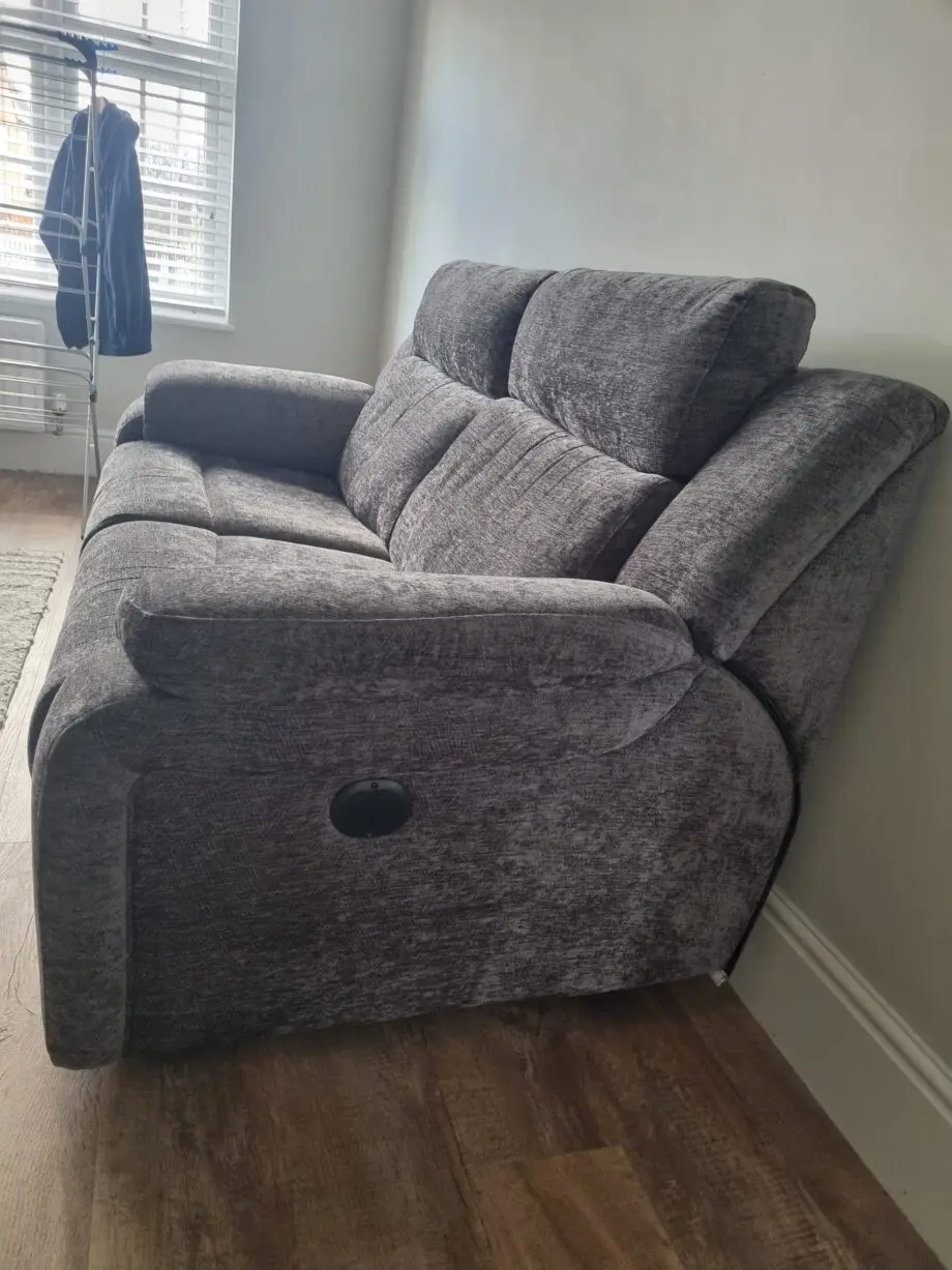 DFS 3 seater power recliner