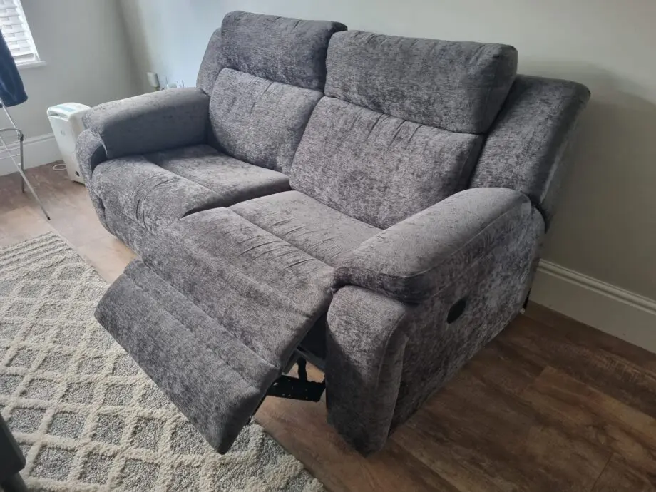 DFS 3 seater power recliner