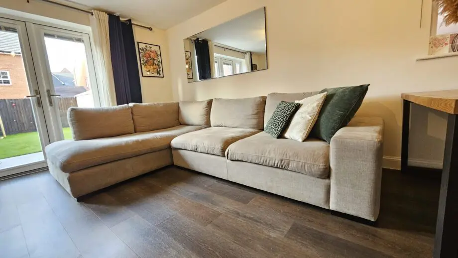 Moradillo IZU Right hand Corner sofa