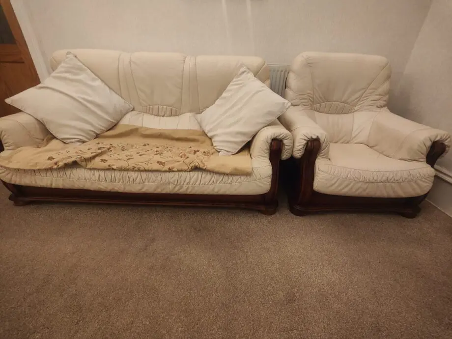 Leather creams sofas 3 seater 3 seater 1 seater and 1 seater