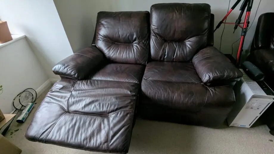 DFS Venture 2x two seater power recliner sofa