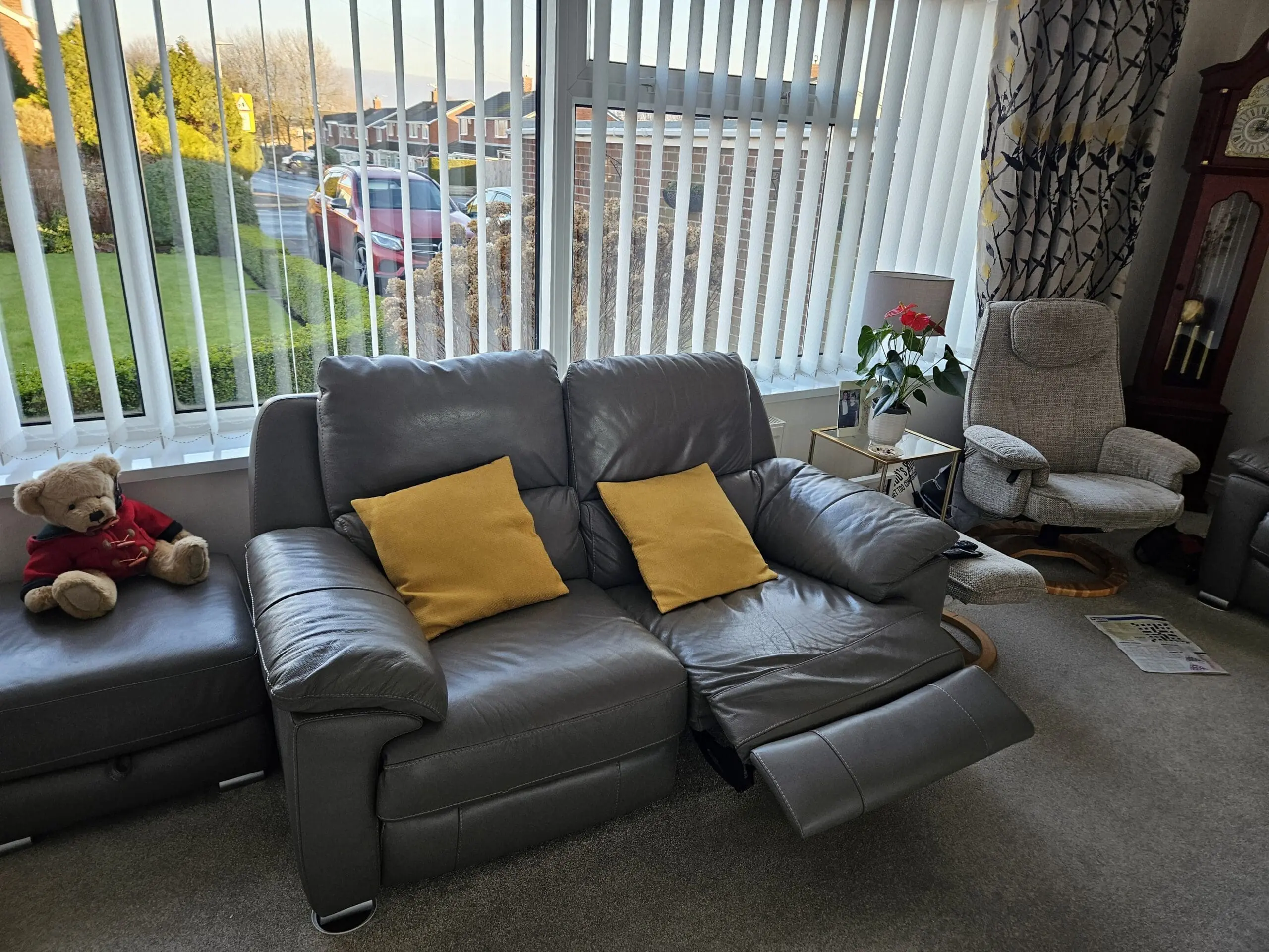 Elephant grey leather sofa set Sofalistic The Sofa Marketplace buy and sell preloved sofas nationwide