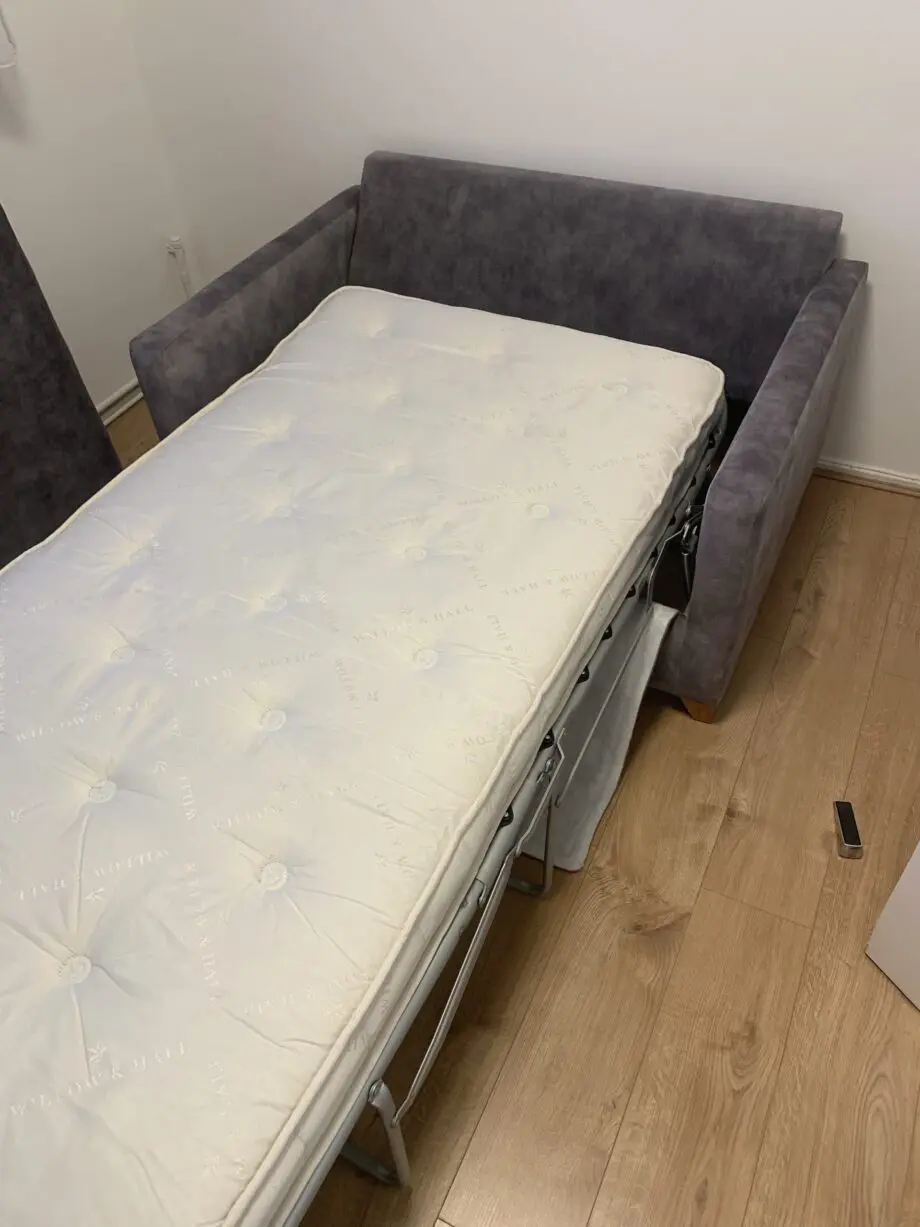 Willow & Hall Foxham 2 Seater Sofa Bed - Grey - like new conditions