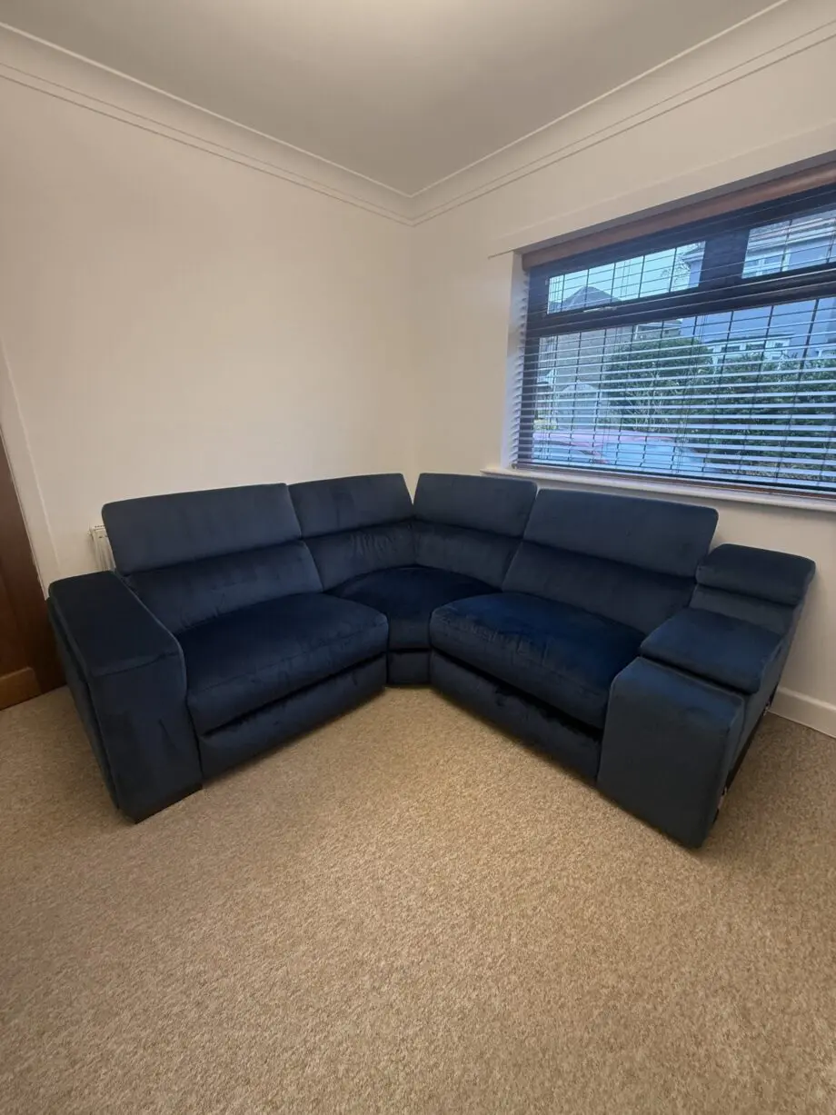 DFS Wander Sofa