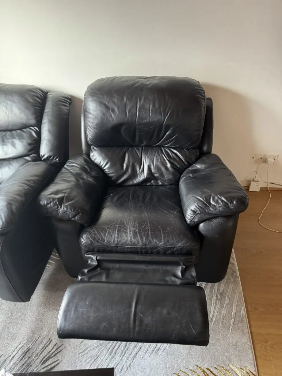 Recliner leather sofa chair