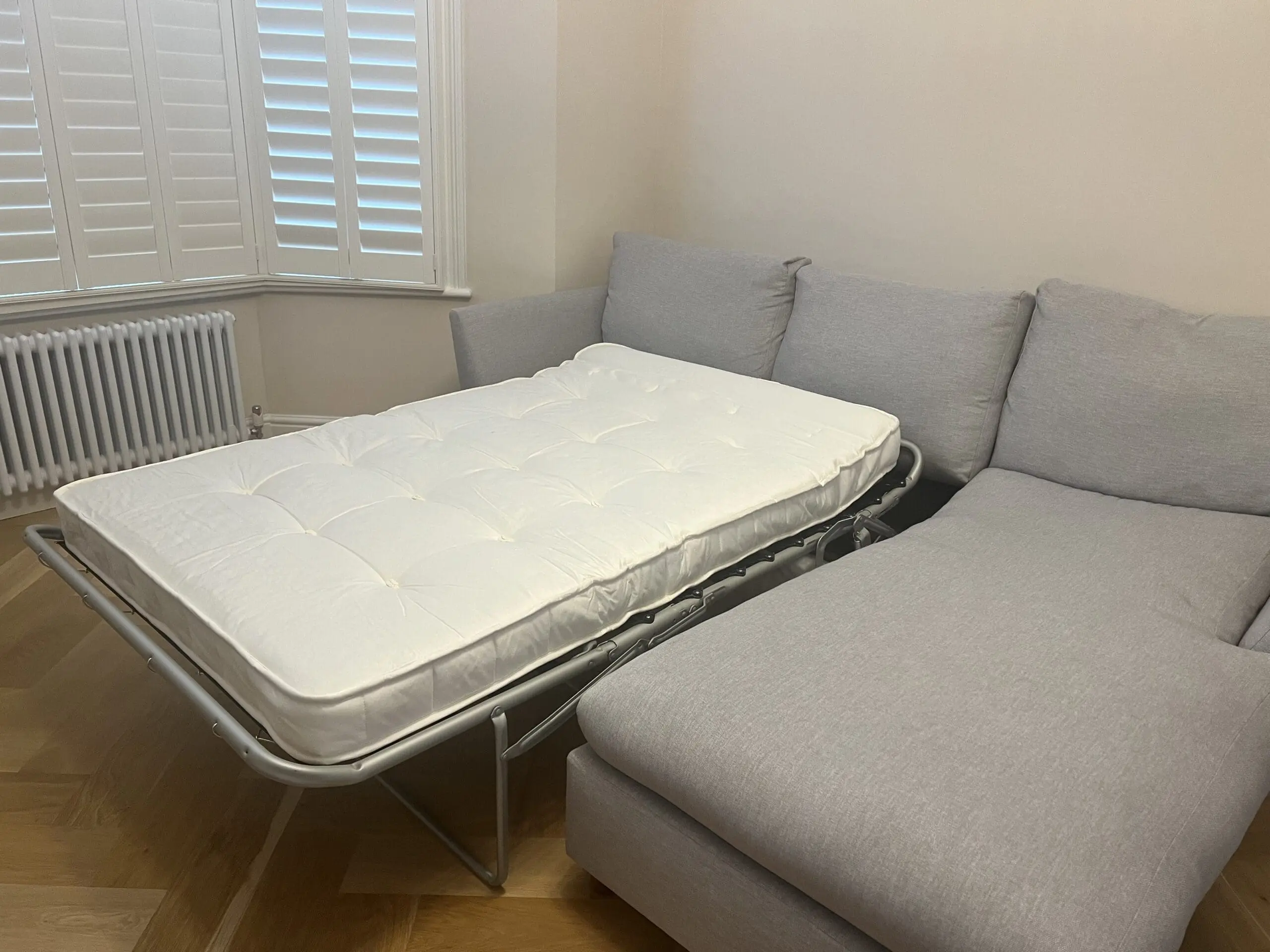 Willow & Hall Ansty Chaise Sofa Bed in Wolf Grey