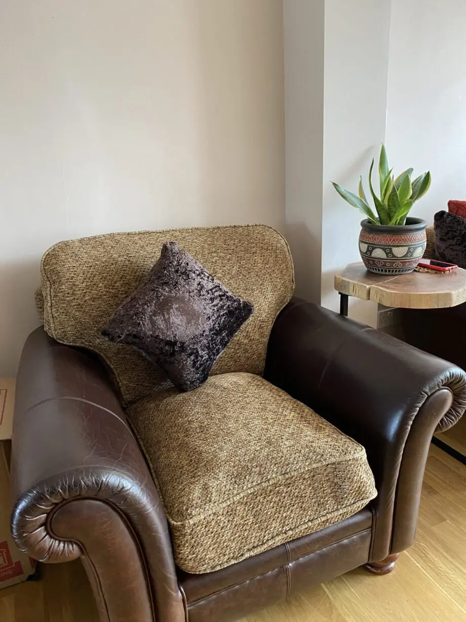 DFS ‘Perez” sofa set and footstool