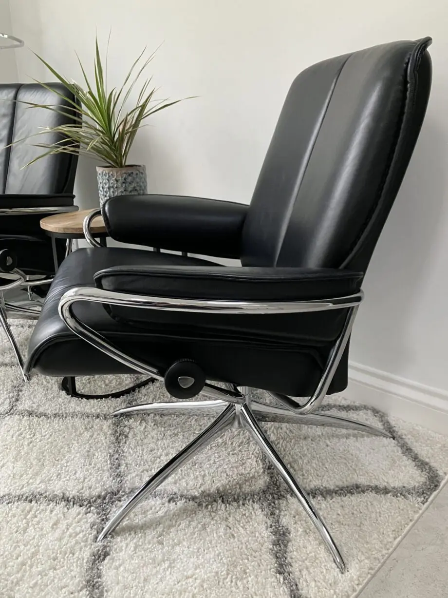 Ekornes Stressless City Black Chairs