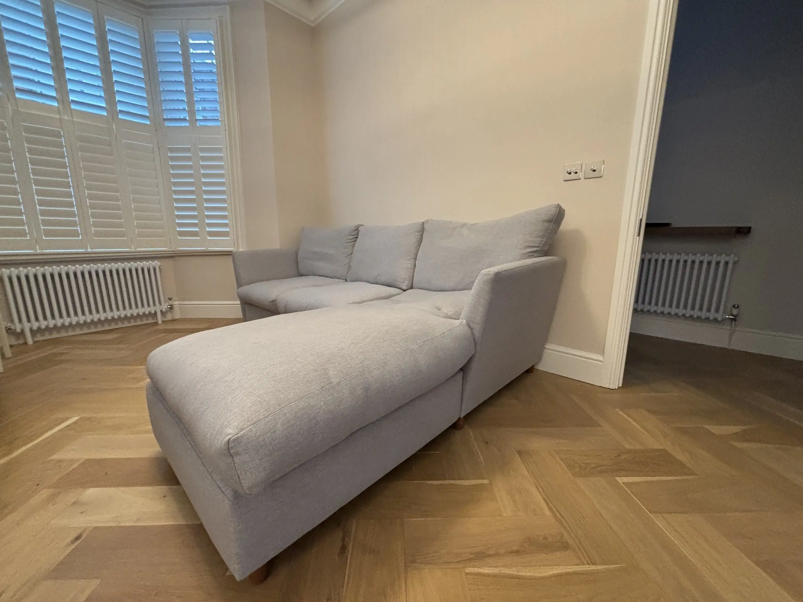 Willow & Hall Ansty Chaise Sofa Bed in Wolf Grey