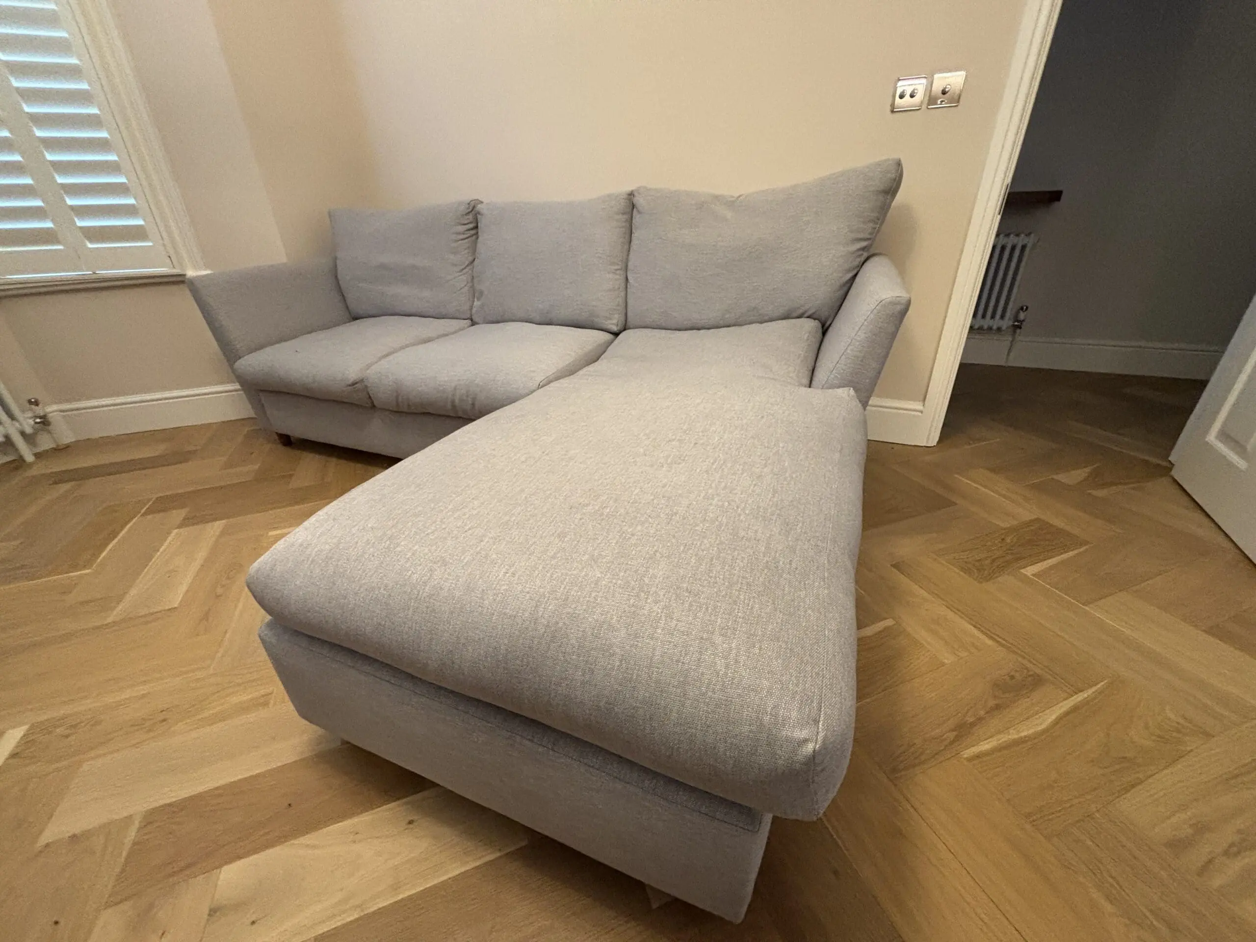 Willow & Hall Ansty Chaise Sofa Bed in Wolf Grey