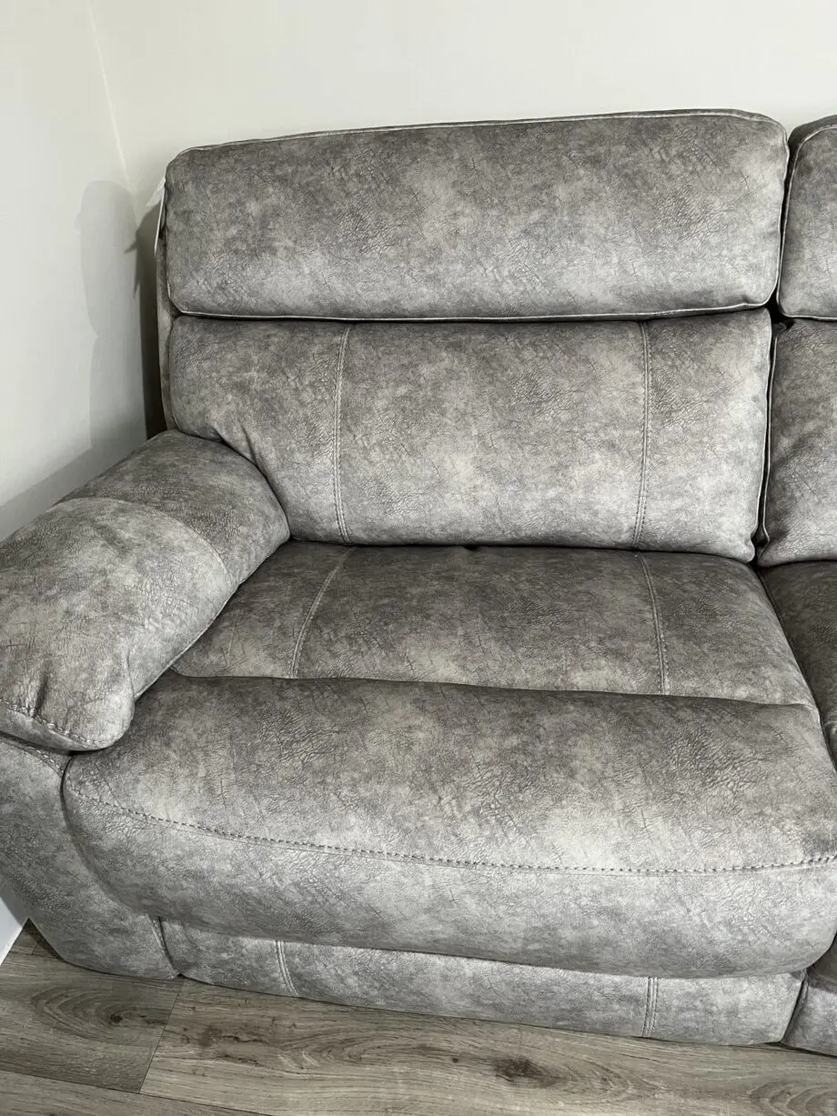 Fabb Furniture - Mosey - Bonnie Grey - 3 Seater Power Recliner and Power Headrest