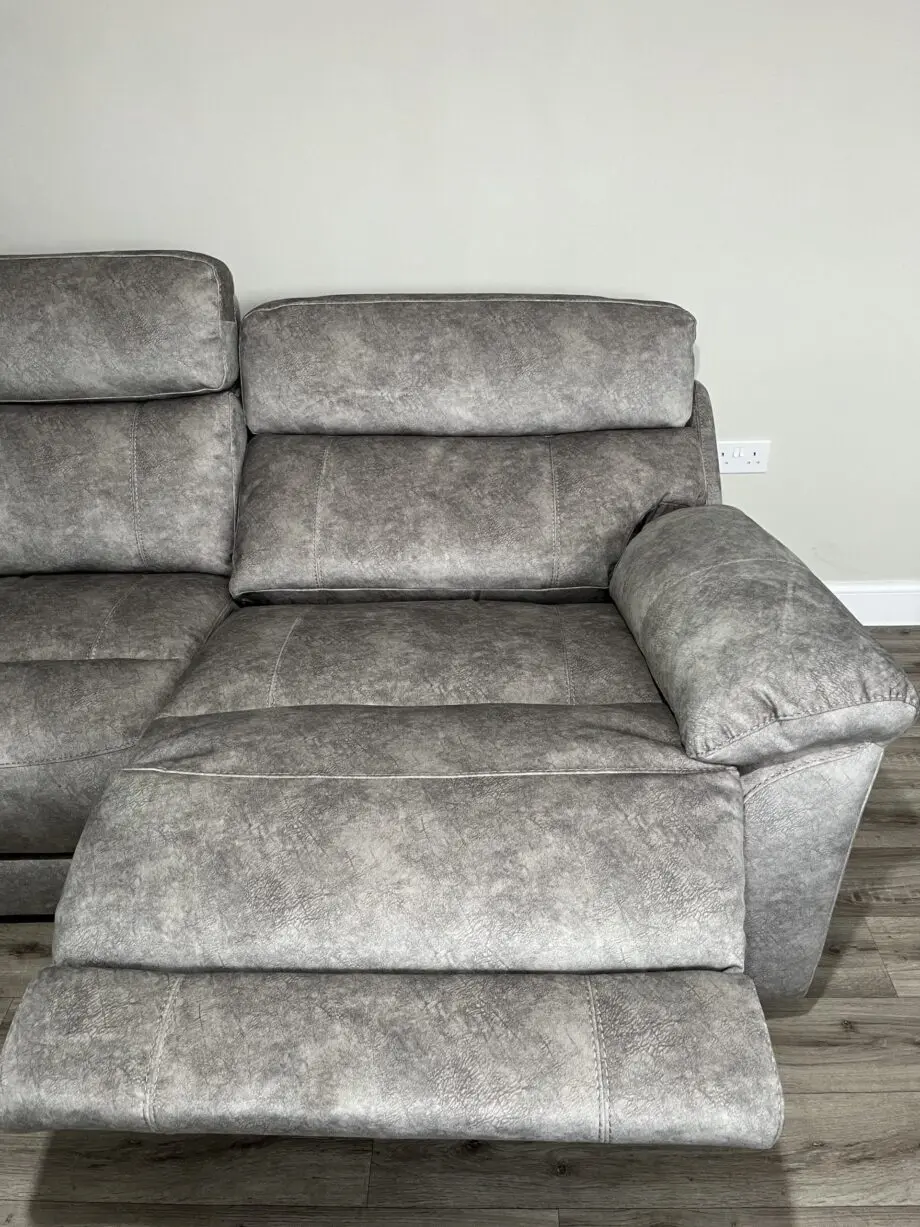 Fabb Furniture - Mosey - Bonnie Grey - 3 Seater Power Recliner and Power Headrest