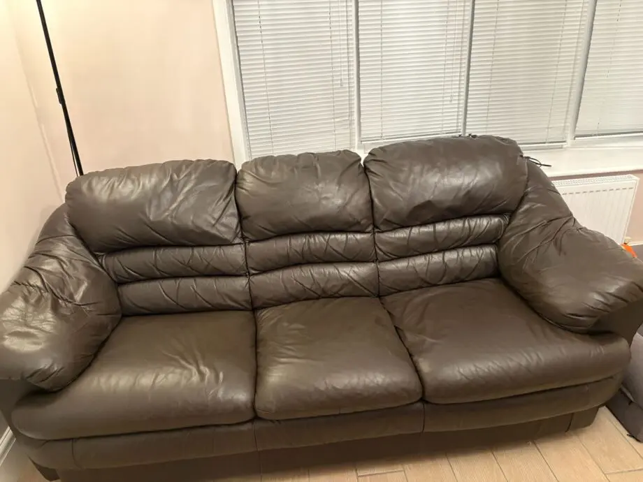 5 Piece Black Leather Sofa Set *OPEN TO OFFERS*