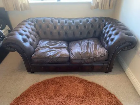 Dark brown Chesterfield 2-seater sofa