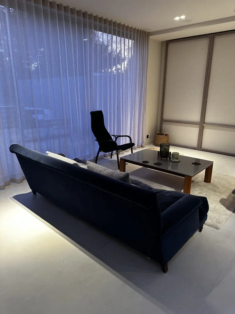 Mathew Hilton 'Oscar' 4 seater sofa