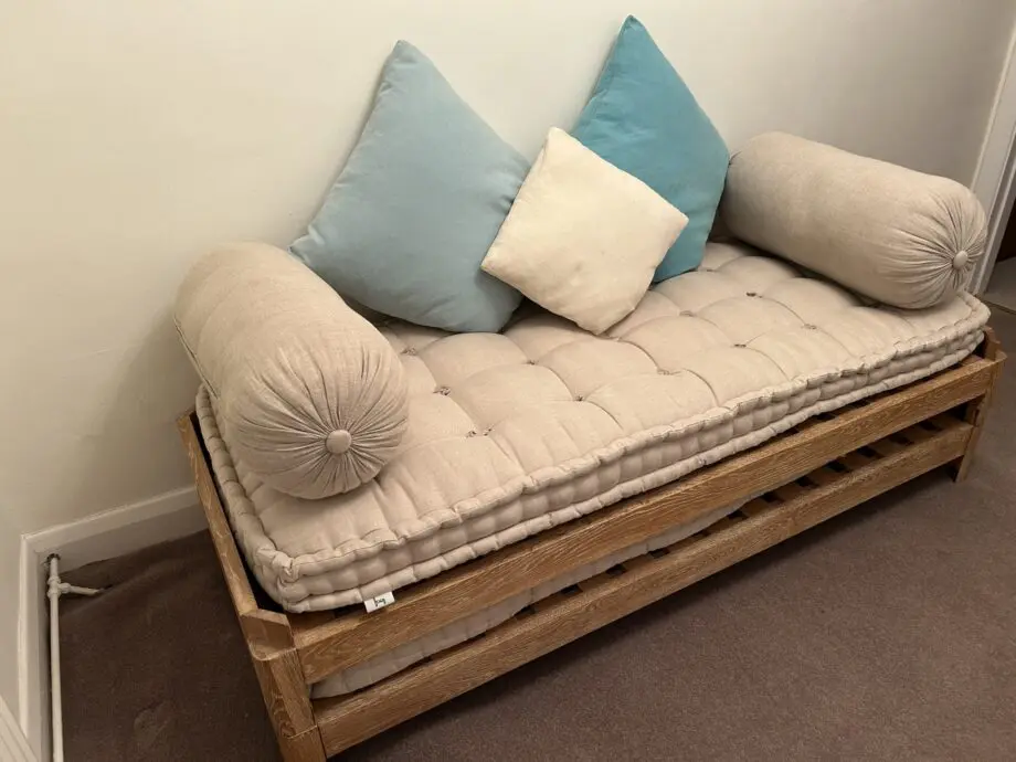 Loaf two pack day bed