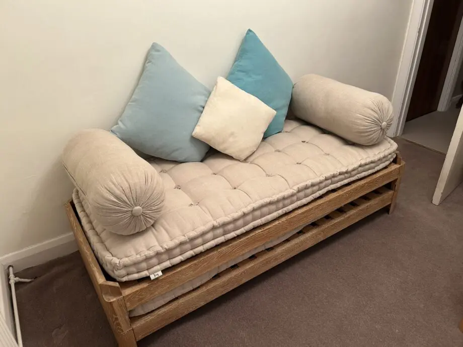 Loaf two pack day bed