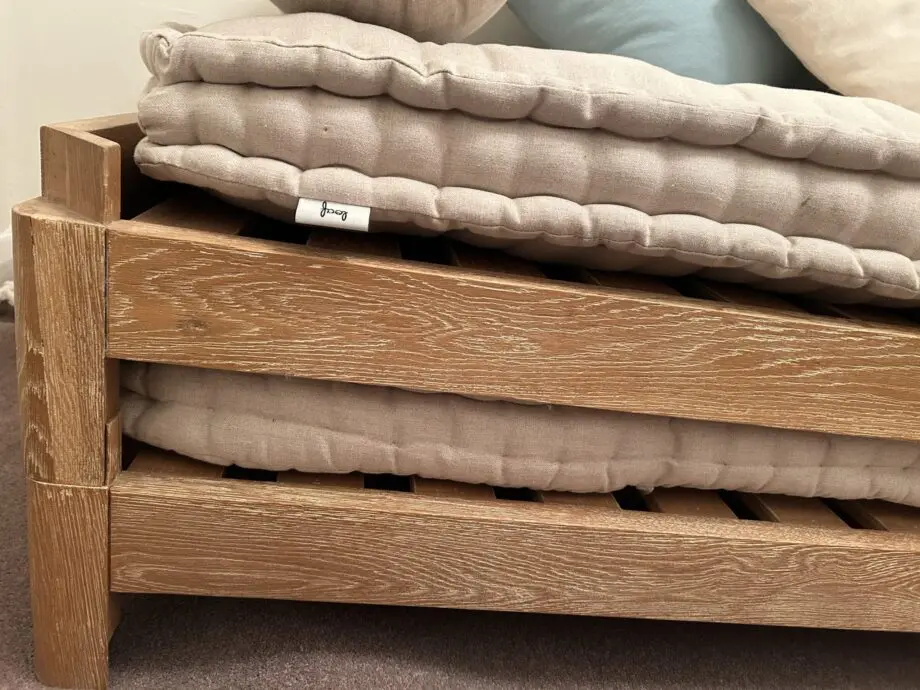 Loaf two pack day bed