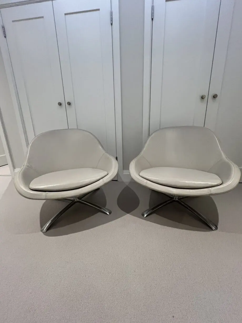 BoConcept Veneto swivel chairs (pair)
