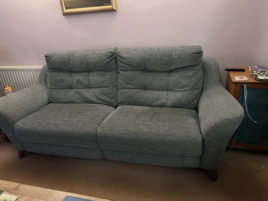 L G-Plan 3 piece suite power recliners on all chairs