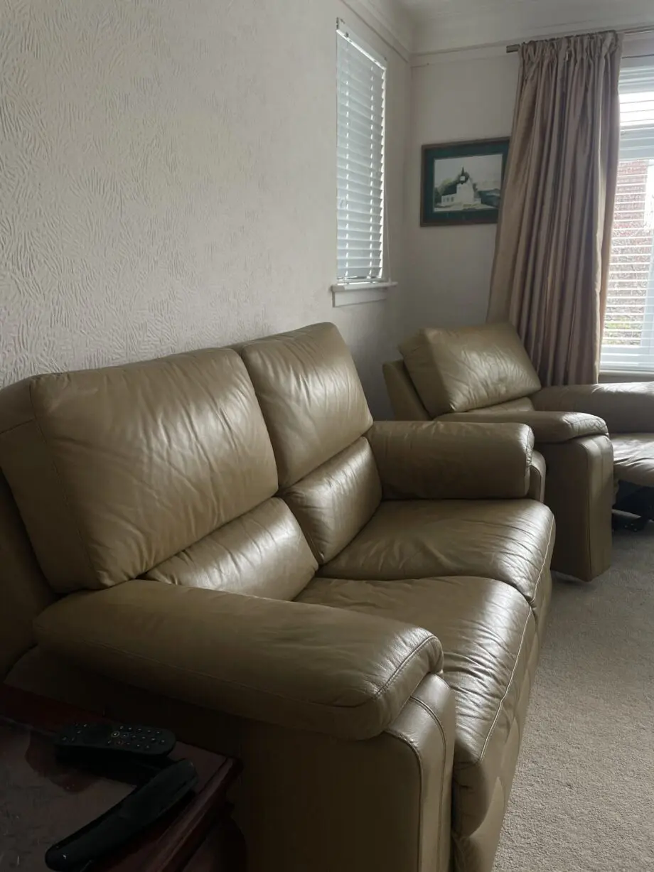 SOFA LEATHER 3+2+(1 Recliner)