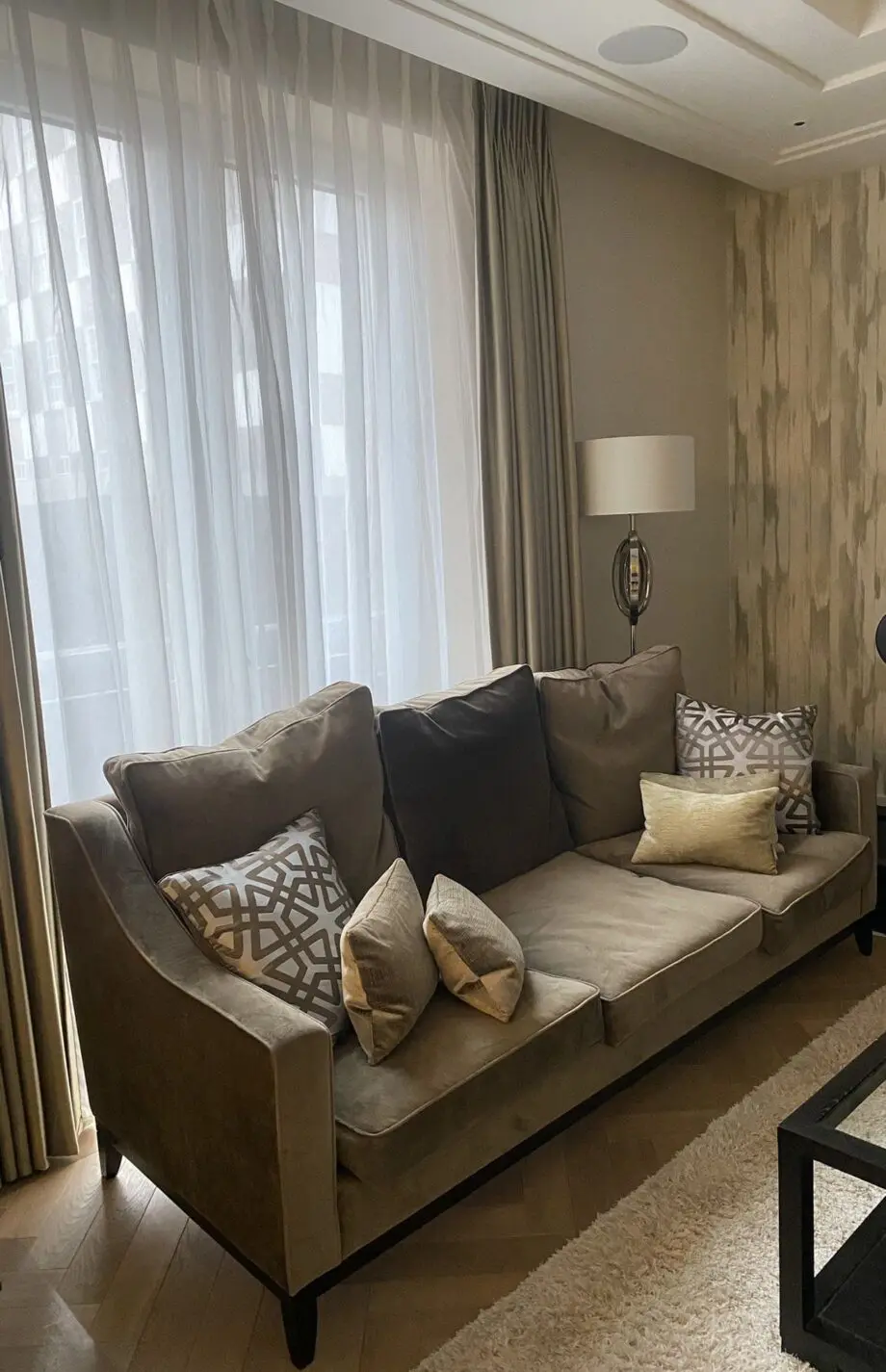 Three seater sofa - Grey/Dark Green
