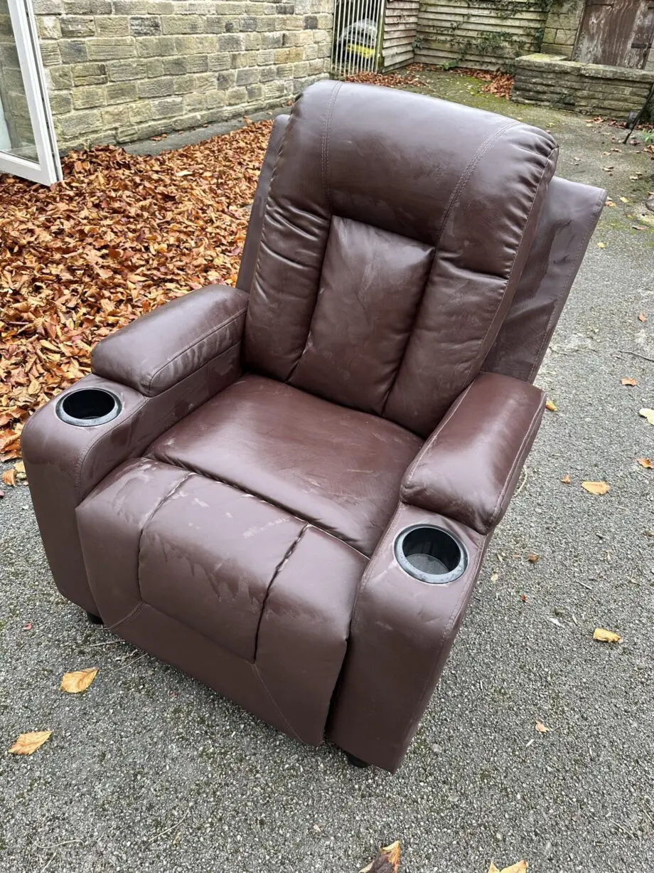 18 x FAUX LEATHER RECLINER LOUNGE CINEMA ARMCHAIR SOFA FOR SALE