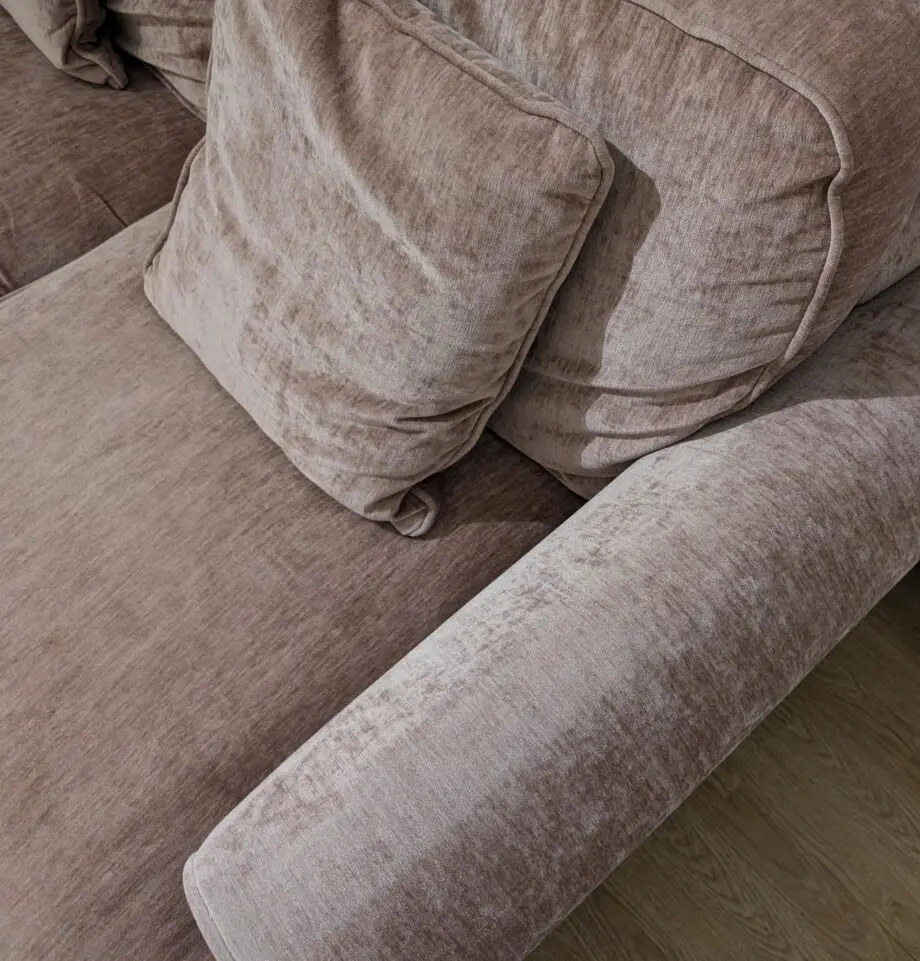 Roseland - Pink Alfie 2 Seater Sofa in chenille