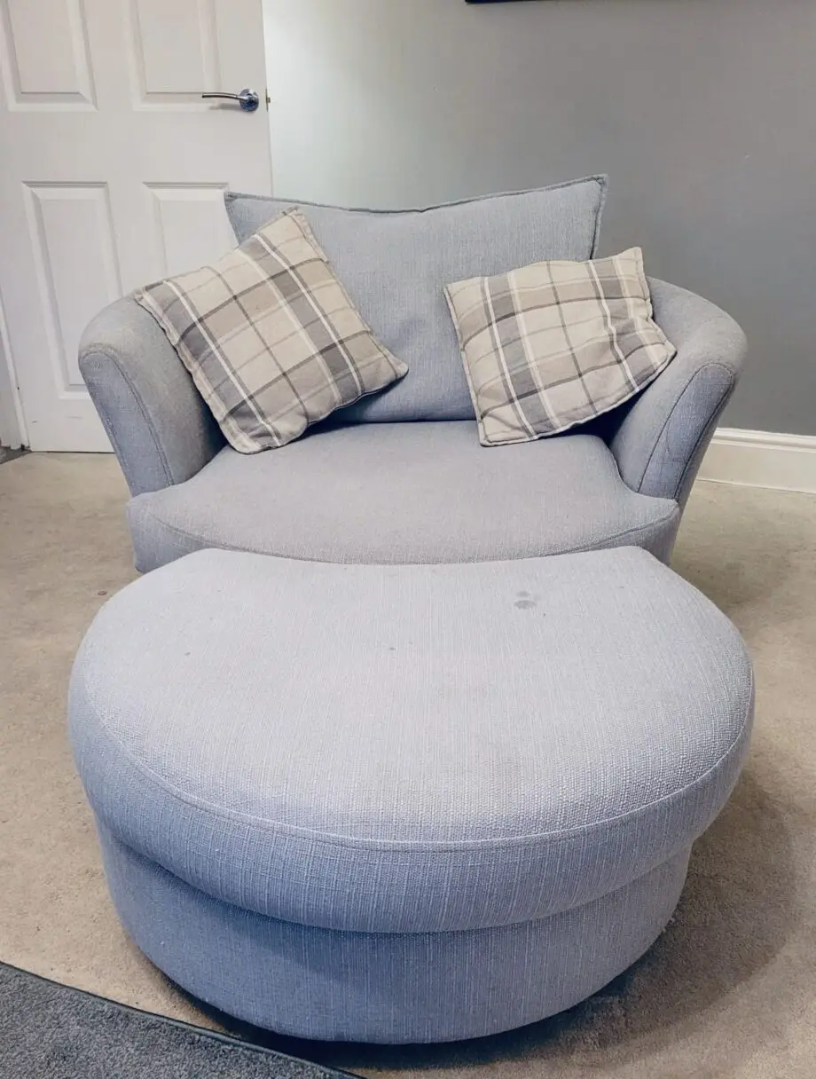 DFS Owen blue combination swivel chair, half moon foot stall and 2 pillows