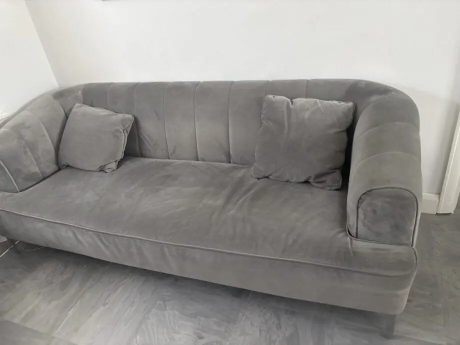 3 seater and 2 seater, velvet light grey. Brand name Danetti