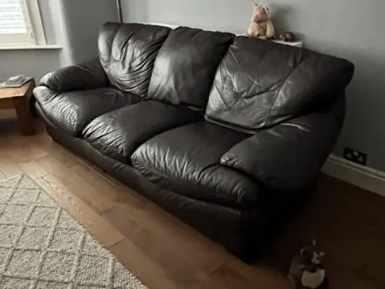 world of leather..... brown leather 3 seater , plus single seater