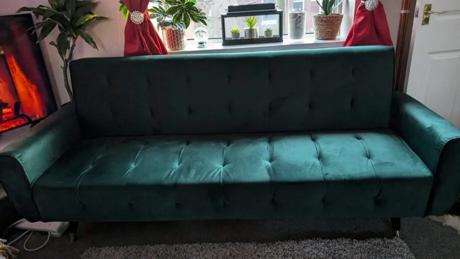 2 X sofa beds