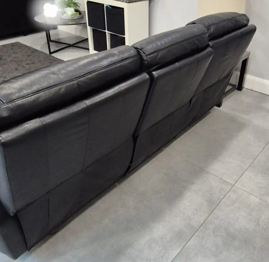 Oak furniture land 3 seater electric recliner sofa. Black
