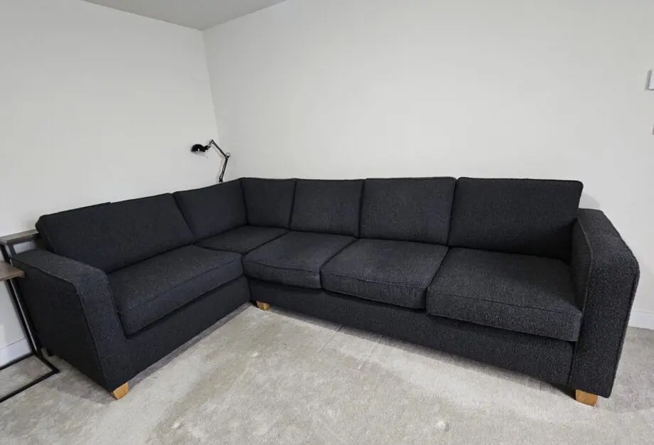 Colombia Snuggler Plus Corner Sofa in Black