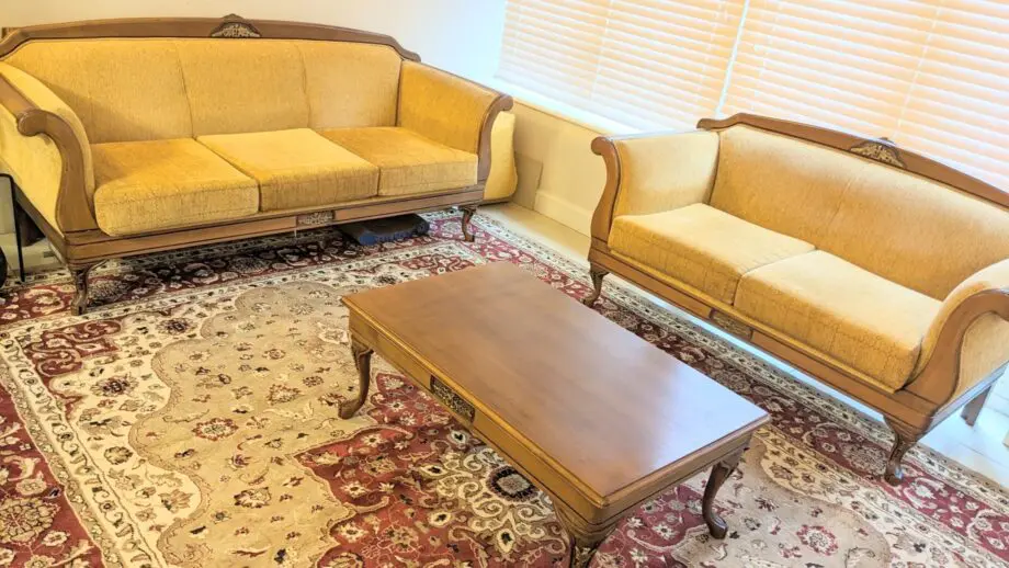 Hand-made, Chippendale style Turkish sofa suite